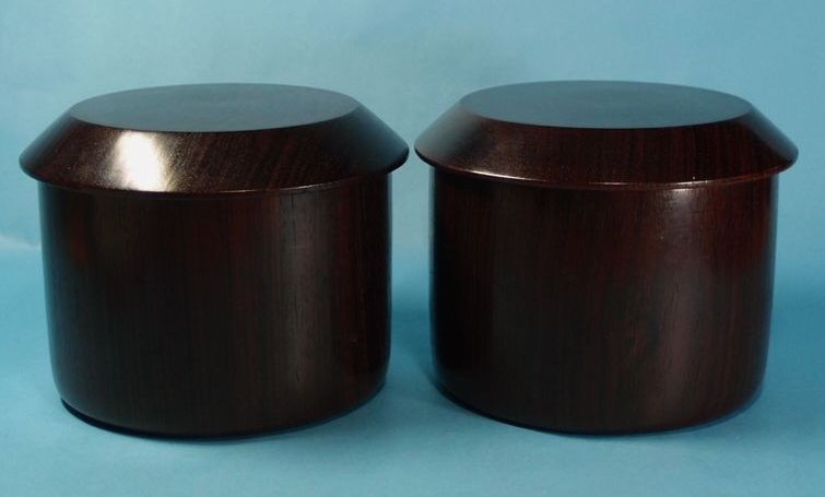 old_bowls_flatsided.jpg