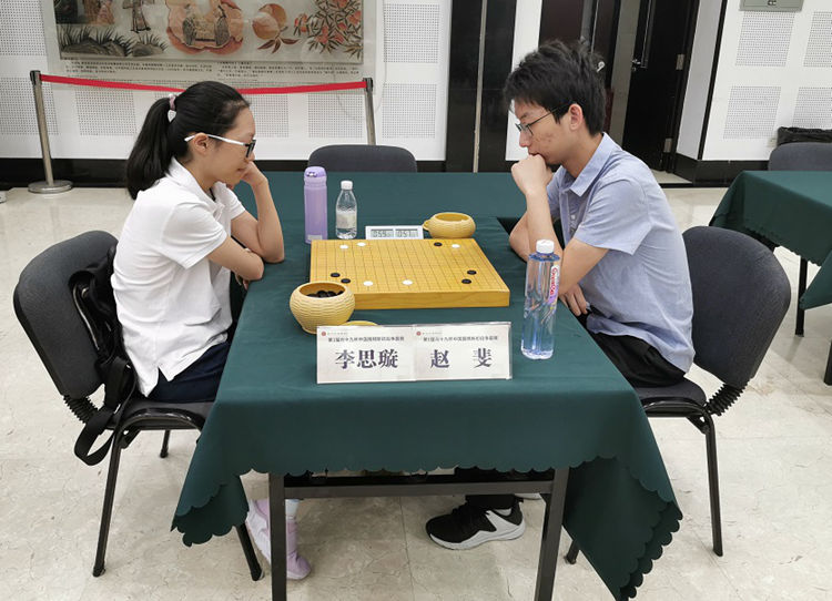 r2_赵斐vs李思璇_副本.jpg