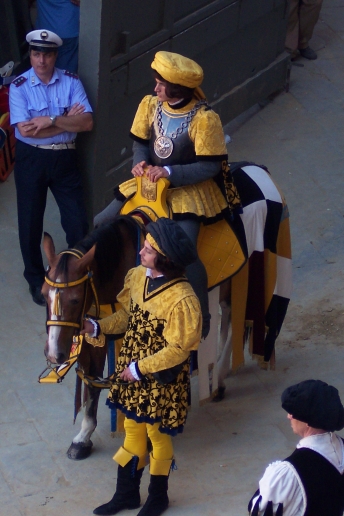 palio costume small.JPG