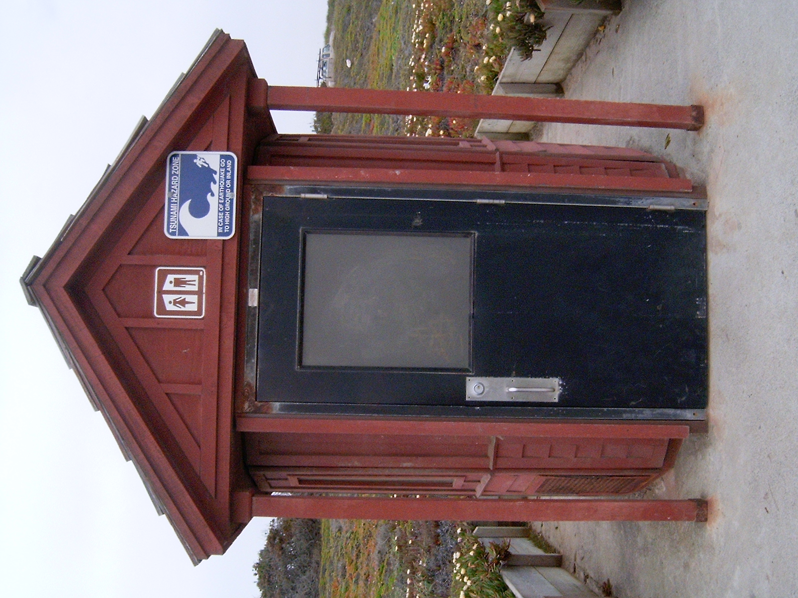 outhouse.jpg